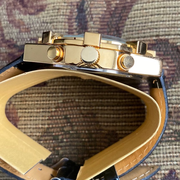 Brand new “Ice Ice Elements” Genuine Diamonds Bezel Large Face Men’s Watch. Nice - Picture 4 of 10